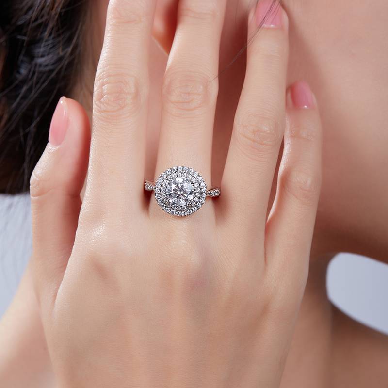 豪镶圆形S925银镀白金MoissaniteWomen's Ring2.0ctD级